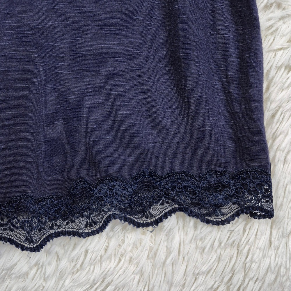 Lane Bryant Navy Blue‎ Lace Trim V-Neck Tank Top Sleeveless Slub Knit 14/16 - Picture 3 of 9